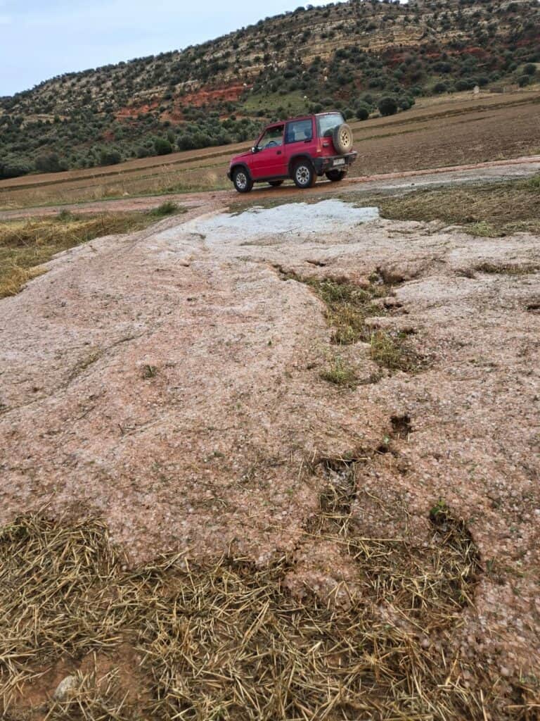 Granizada en Quintanas Rubias de Abajo. 3-9-2024. FOTO: Jesús Fresno. No reproducir sin consentimiento del autor.